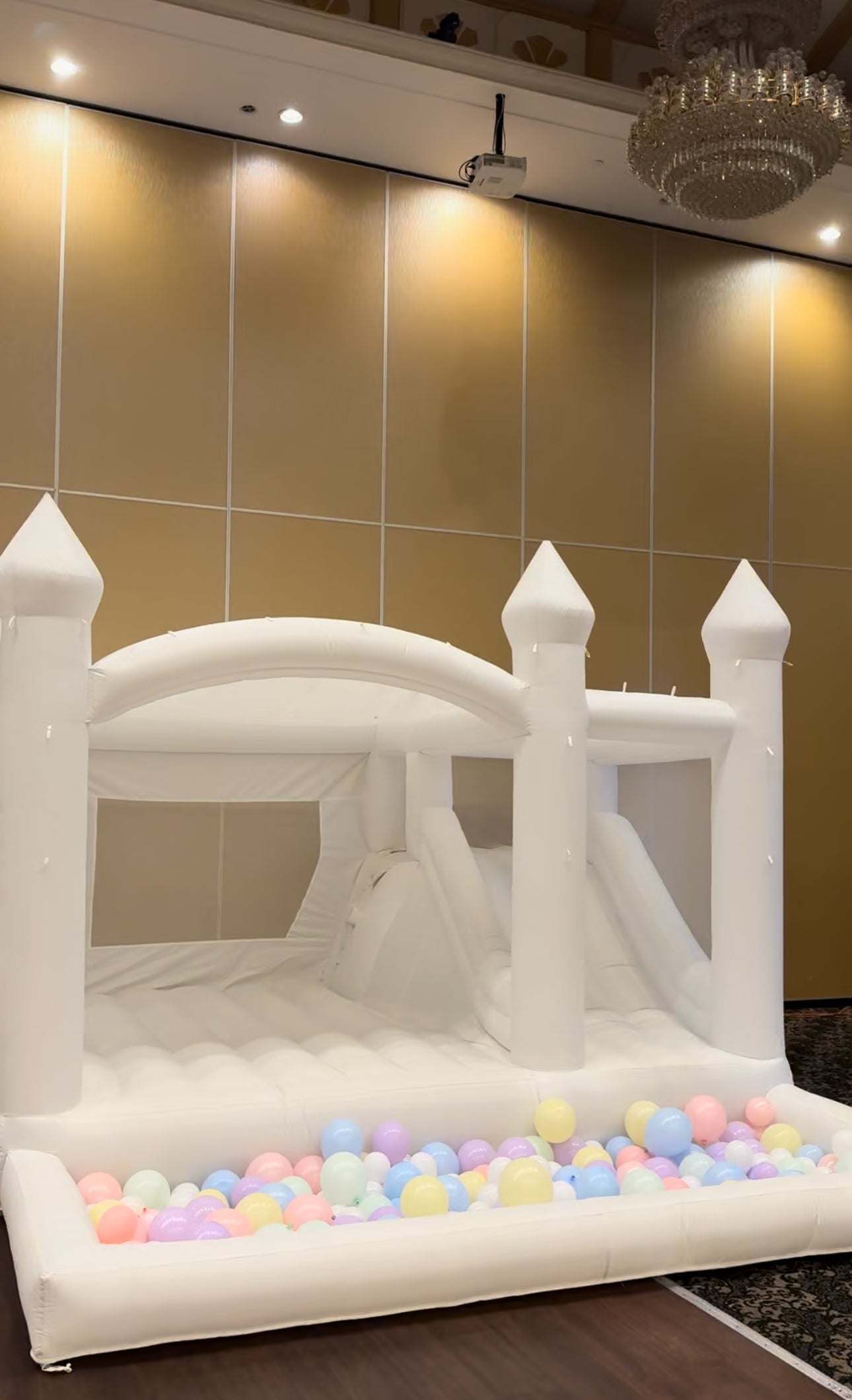 White 15 Ft Jumping Castle + 10 Ft Balloon House COMBO