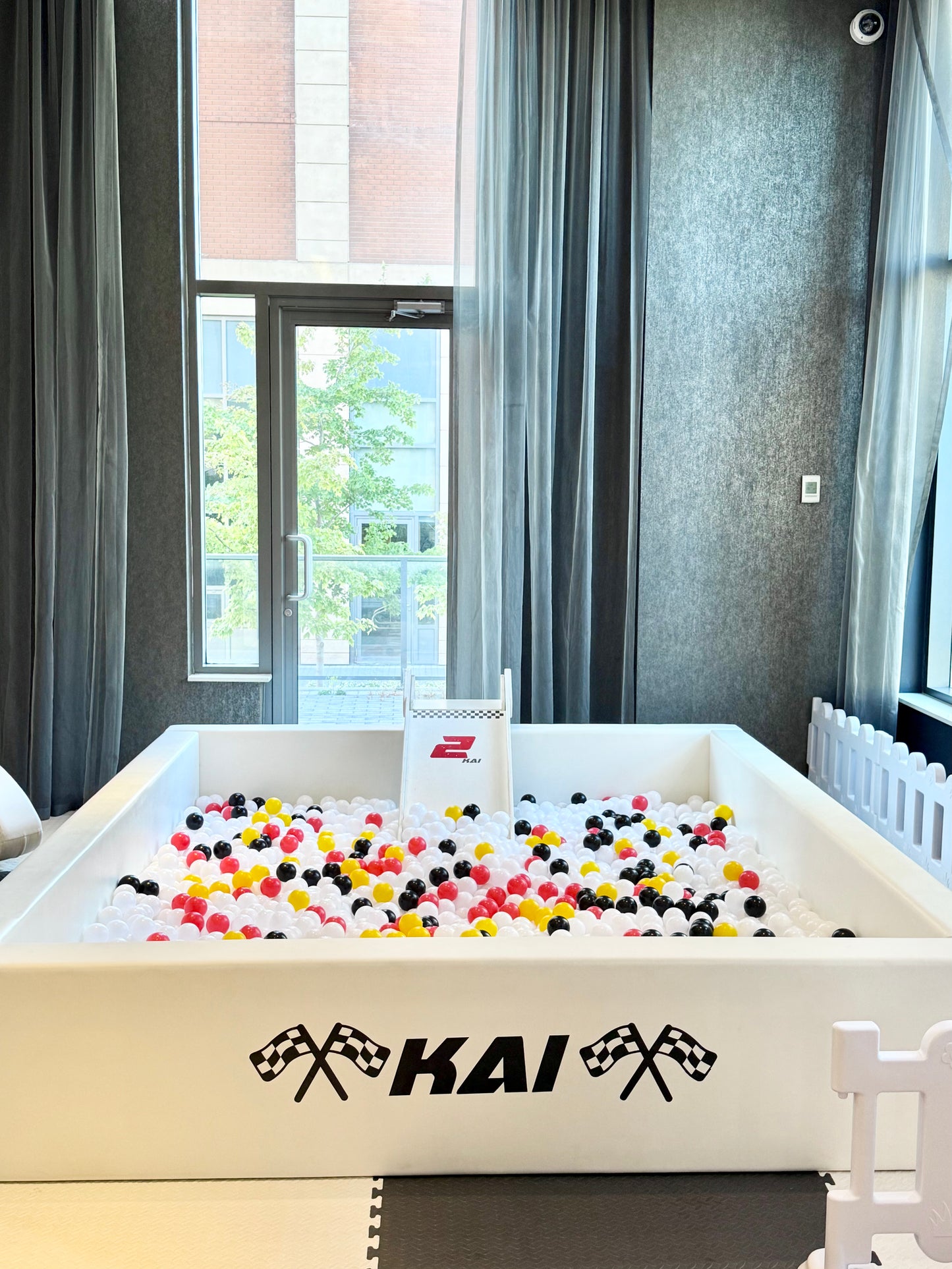 10ft x6ft Ball Pit With Mini Slide ♡