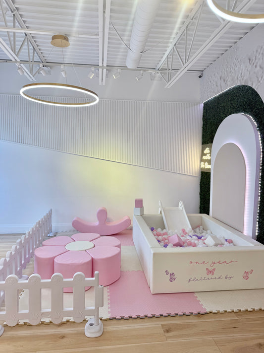 5ft Ball Pit + Soft  Flower Combo ♡