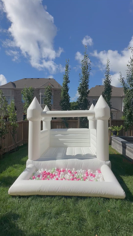 10 Ft White Jumping Castle with Ball Pit